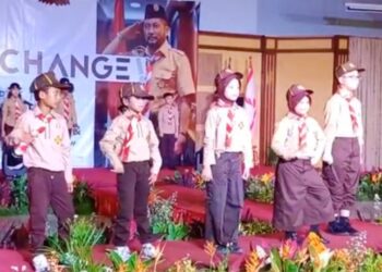Peragaan Busana Usulan Seragam Baru Gerakan Pramuka