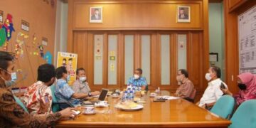 Berkunjung ke Kwarnas, Pengurus Filateli Indonesia Sampaikan Rencana Penyelenggaraan Kompetisi dan Pameran