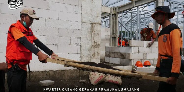 Foto – Progres Pembangunan Huntara di Lumajang