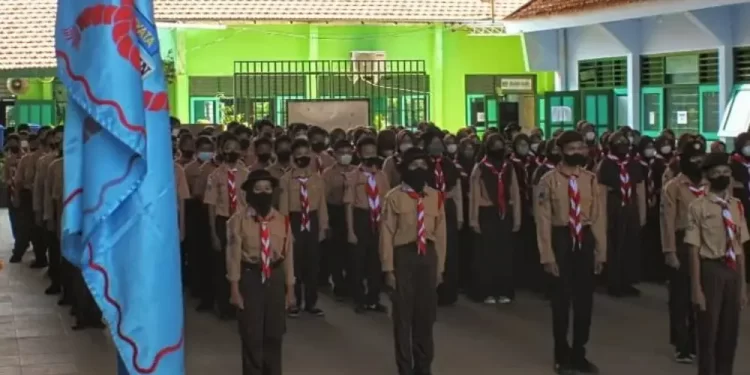 FOTO – Pelantikan Pramuka Garuda Pangkalan SMP Negeri 10 Kota Madiun