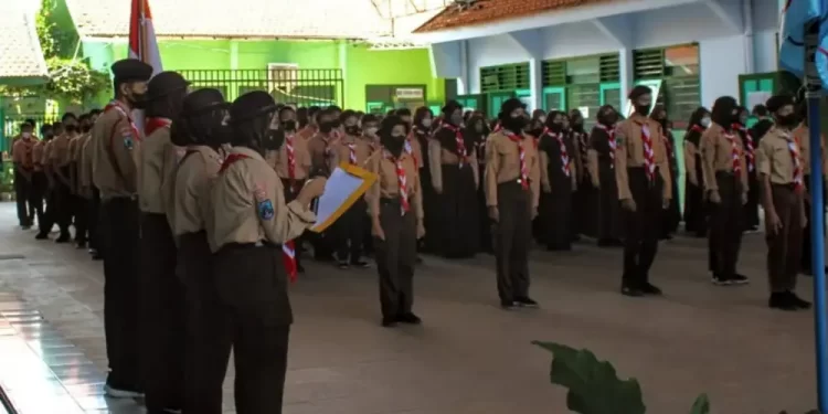 FOTO – Pelantikan Pramuka Garuda Pangkalan SMP Negeri 10 Kota Madiun