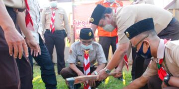 Kwarran Tarub Selenggarakan Penanaman 100 Pohon  dan Bagi 1000 Takjil