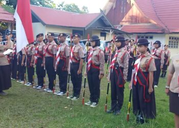 Kwarcab Palangka Raya Kukuhkan 10 Pramuka Penggalang Garuda
