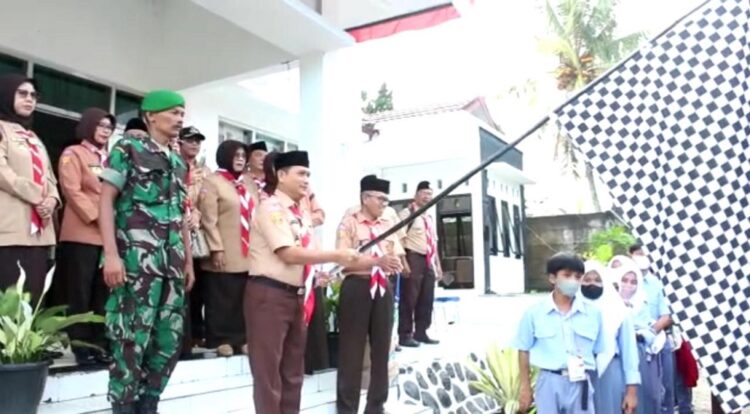 Pramuka Se-Kwartir Ranting Megamendung ikuti kegiatan Gerak jalan