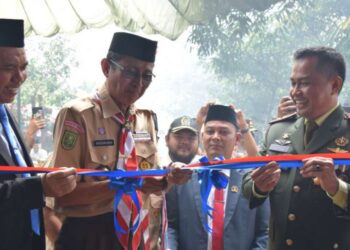 Sempena HUT TNI ke-77, Dandim 0313/KPR bersama Ketua Kwarda Riau Resmikan Sanggar Saka Wira Kartika