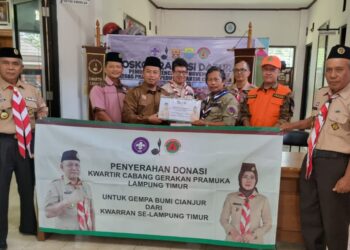 Kwarcab Gerakan Pramuka Lamtim Bantu Bencana Gempa Cianjur