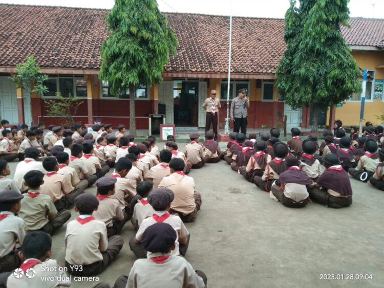 Tanggapi Isu Penculikan Anak, Gugusdepan SDN Baturuyuk I Gandeng Kepolisian untuk Pembinaan