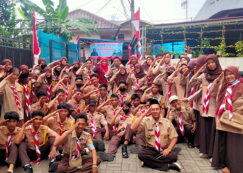 Kwartir Ranting Pondok Melati Sinergi dengan Masyarakat Menggelar Bakti Sosial