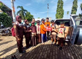 Pramuka Pangkalan Gugusdepan SDN 2 Kuanyar Peduli Korban Banjir Dorang Jepara