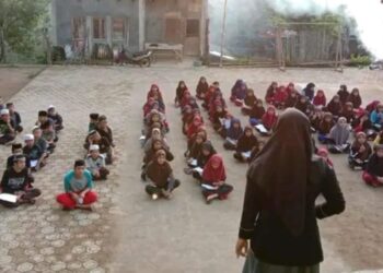 Siapkan Gen-Z Tangguh, MA PP Nurul Falah Bulukumba Mengadakan Latihan Kepramukaan