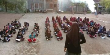 Siapkan Gen-Z Tangguh, MA PP Nurul Falah Bulukumba Mengadakan Latihan Kepramukaan