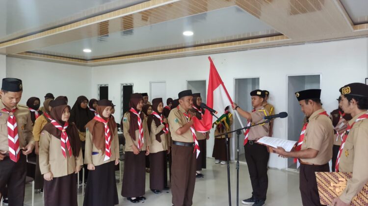 Ketua Kwarcab Kota Palu Melantik Pengurus Mabigus Yayasan MA Terpadu An Nur Buuts Palu masa bakti 2023-2025