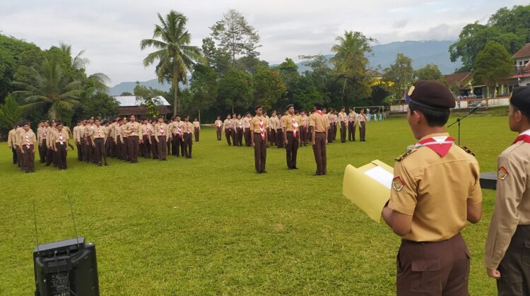 Pramuka SMA Al Irsyad Gelar Kemah Blok