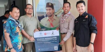 Tim Peneliti Lab SSTK UGM Pasang Alat Pengukur Konsentrasi Gas Radon di Kwarda Aceh