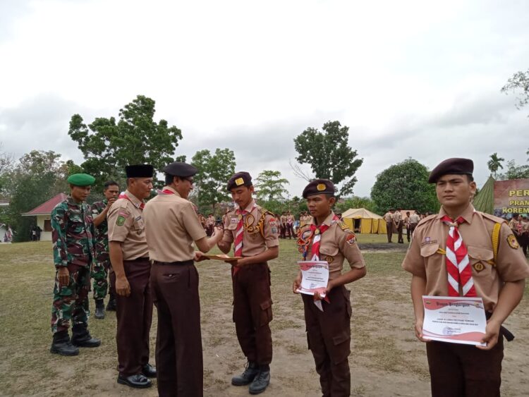 Ka Kwarda Riau Tutup Perjusami Pramuka Penegak Saka Wira Kartika Korem 031/Wira Bima