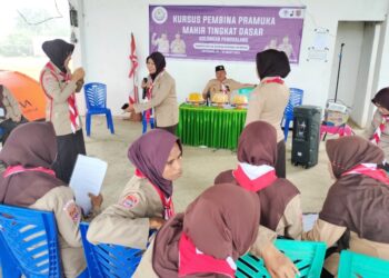 Peserta KMD Patimpeng Lakukan Praktek Membina Pramuka Penggalang