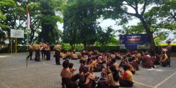 Dewan Penggalang se-Banyuwangi Berkumpul di SMP Negeri 3 Banyuwangi, Belajar Berkebun
