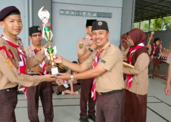 LT-II Binawidya Ditutup, MTs Darul Hikmah Raih Regu Berprestasi Tinggi