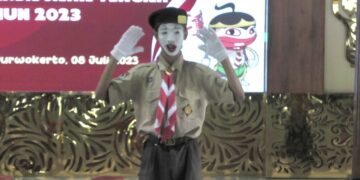 Fauzzan, Tampilkan Bakat Pantomim di Hadapan Bupati Banyumas