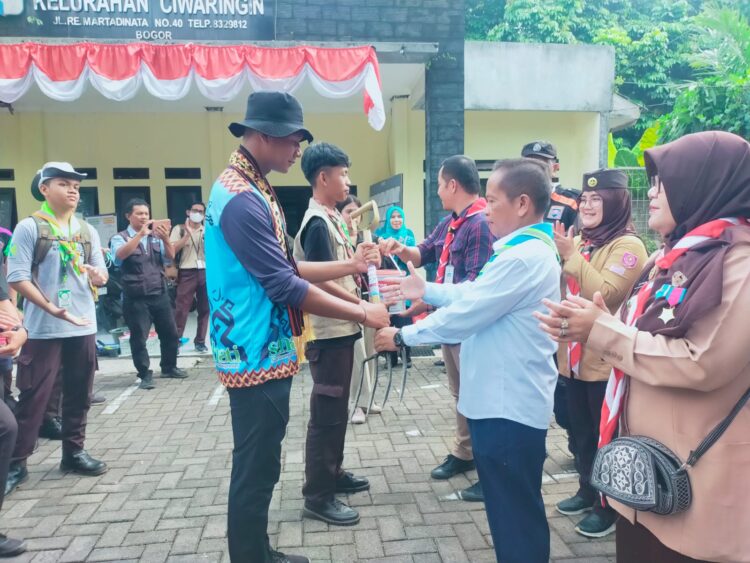 Giat Bakti Di Ciwaringin Kota Bogor bersama Dinas Kesehatan dan Puskesmas setempat