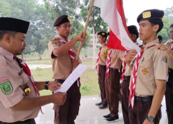 Ketua Kwartir Ranting Lantik Pengurus DKR Rengat Barat PAW Masa Bakti 2022-2025.