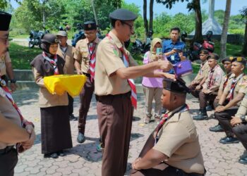 Ketua Kwarda Riau Kukuhkan Peserta Brigade Penolong V