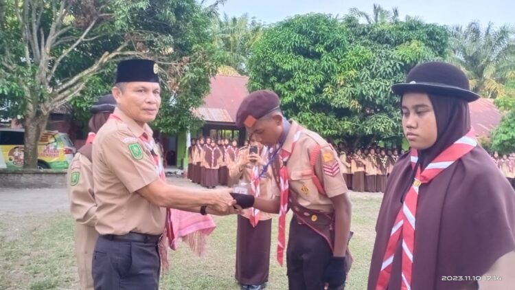 Kompetisi Ketangkasan Lomba Pionering Warnai Kemah Madrasah Swasta Kabupaten Kampar 2023