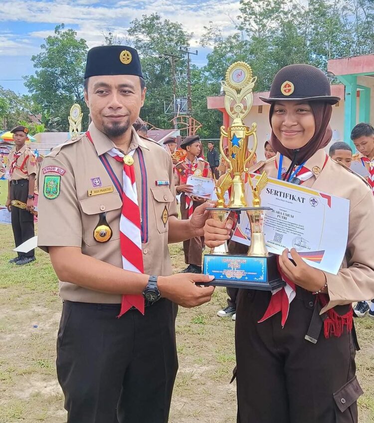LSC Resmi Ditutup: Gudep SMPN 1 Sungai Lala Juara Umum Putra, Gudep SMPN 1 Batang Cenaku Juara Umum Putri