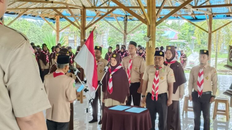 Ka Kwarcab Kampar Lantik Mabisakocab dan Pinsakocab Pramuka SIT Kampar 2022-2027
