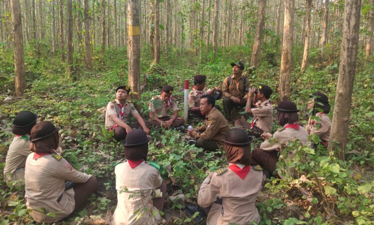 Saka Wanabakti Purwodadi Gelar Pengamatan Satwa