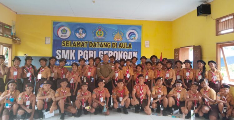 Peserta Dianpinru Kwarran Gerokgak Dibekali Ilmu Jurnalistik