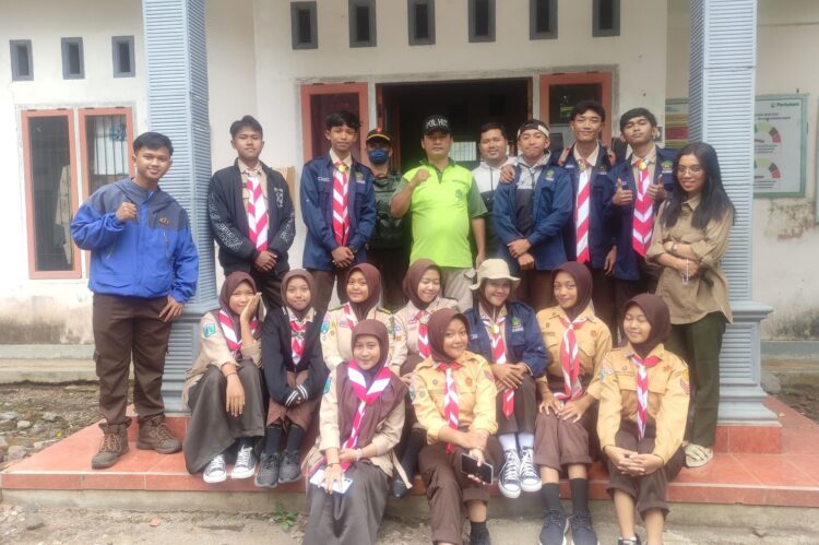 Rekrut Anggota Baru 2024, Saka Wanabakti Wong Agung Wilis Jajaki Watu Prau