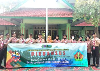 Dikbansus Sebagai Upaya Pramuka SMA Negeri 1 Sidoarjo Untuk Tingkatkan Kualitas Anggotanya