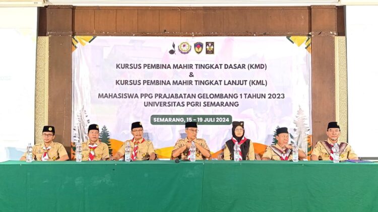 Universitas PGRI Semarang Menyelenggarakan Kegiatan Kursus Pembina Pramuka Mahir Tingkat Dasar Dan Tingkat Lanjutan