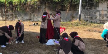 Pembina Pramuka Peserta KMD Kwarcab Sawahlunto Ikuti Praktek Lapangan