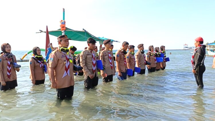Kwarda Jatim Tingkatkan SDM dengan Keterampilan Selam bagi Anggota Pramuka