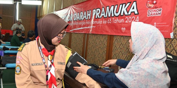 Nyatakan Kepedulian, Gerakan Pramuka Lakukan Donor Darah Massal