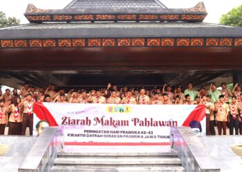 Teladani Perjuangan Pahlawan, Kwarda Jatim Ziarah Makam Sang Proklamator Bung Karno di Kota Blitar