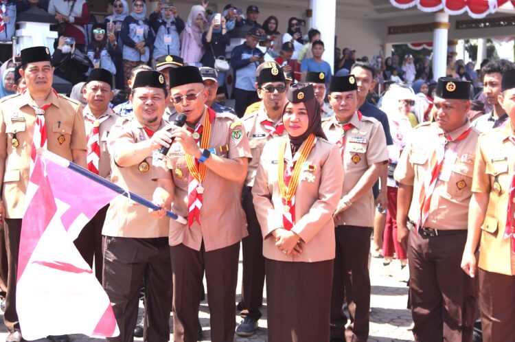 Lomba Pawai Tunas Kelapa Kwarcab Bengkulu Selatan Diikuti Sebanyak 10.000 Peserta