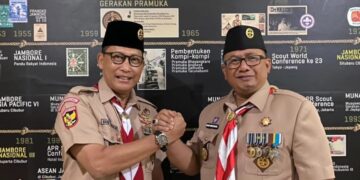 Ketua Kwarcab Banyumas Kak Agus Nur Hadie Terima Lencana Melati