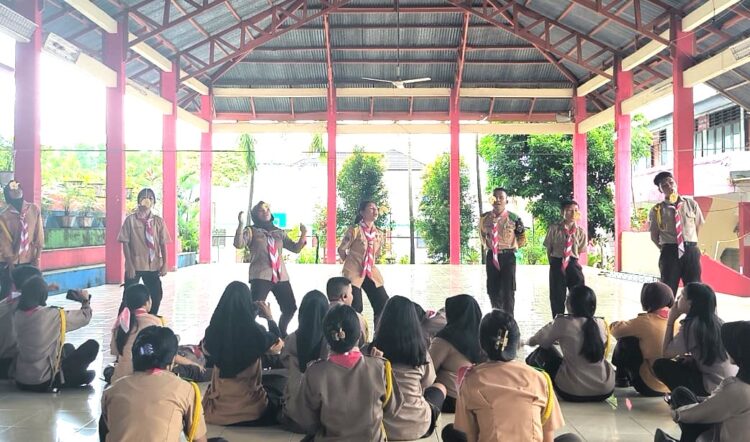 Merayakan Tradisi dan Persatuan: Lomba Permainan Tradisional Pramuka SMA Negeri 4 Manado Dalam Peringatan Hari Pramuka, Kemerdekaan, dan Ambalan Pingkan Matindas ke-41