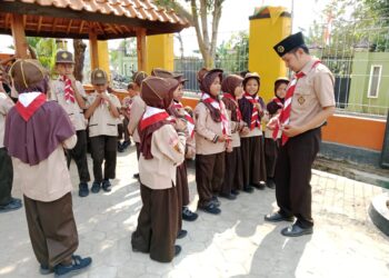 Pangkalan SDN 3 Pasinggangan Gelar Perkemahan Sehari