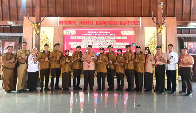 Sekda Banyumas Lepas Kontingen Jambore Daerah dan Eagle Scout Award