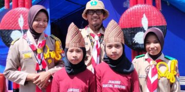 Hiking dan Jelajah Alam, Tumbuhkan Leadership, Kreativitas, Solidaritas dan Kesehatan Jasmani