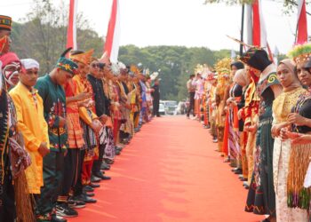 Lembu Suro, Tradisi Jawa Timur yang Meriahkan Karnaval Budaya Pertikawan Nasional 2024