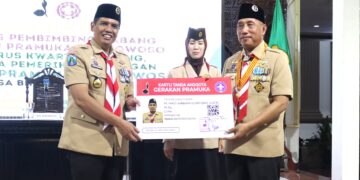 Ketua Kwarda Jatim Lantik Penjabat Bupati Bondowoso dan Sebagai Kamabisaka Rintisan Praja Wibawa dan Kamabicab Gerakan Pramuka