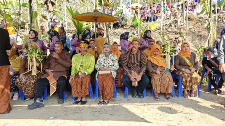 Peserta Kursus Pembina Pramuka Di Kedungjati Kenalkan Tradisi Lokal “Asrah Batin”