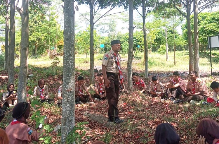 Pramuka Penegak Banyuwangi Asah Kepemimpinan Melalui Dianpinsat 2024