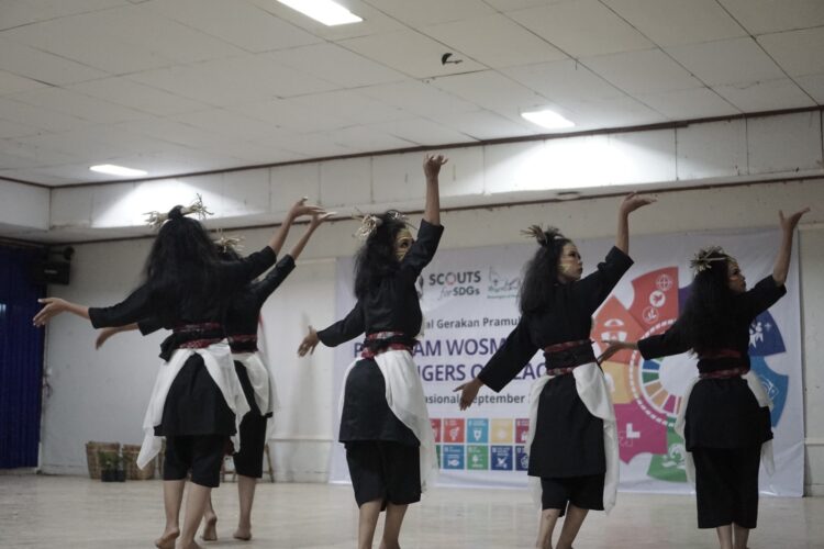 Kontingen Daerah Jambi Berikan Penampilan Filosofis Dalam Giat Prestasi Pentas Seni Pertikawan 2024