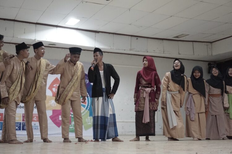 Kontingen Daerah Kepulauan Riau Tampilkan Kesenian Joget Dangkong Nona Singapura di Malam Pentas Pertikawan 2024